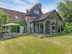 Kings Cottage South - Uk49854 - Ubytování bez kategorie ve městě Salisbury