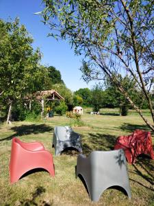 CharoulHôtes Gîtes et roulotte insolite