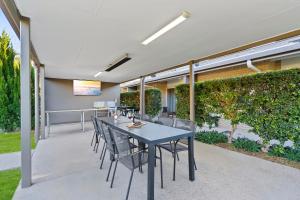 Emerald Inn by Travellers