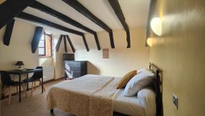 Hotels Auberge Saint Jacques : photos des chambres