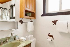 Holmes Away From Home #2485