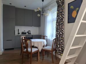 Charming Flat in a Historic Nõmme Villa