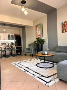 Central Apartment Tirana 2