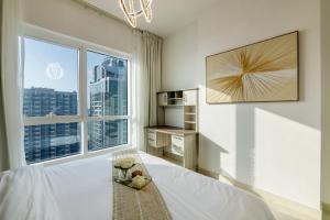 Luxury 2BHK in Jumeirah Lakes Towers Icon 3502