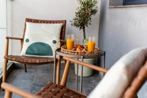 Olive Tree Residence with Parking 3 Minutes Walk to the Beach