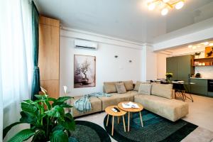 Olive Tree Residence with Parking 3 Minutes Walk to the Beach