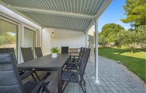 Beautiful Home In Dubrava With Sauna