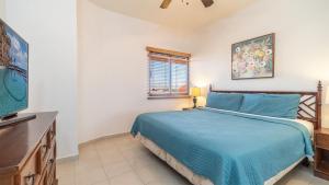 Laughing Seagull Spacious Ultimate Oasis Oceanfront