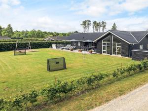 5 star holiday home in Hadsund