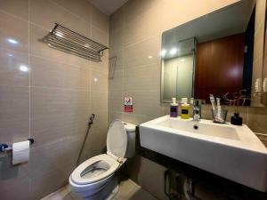 Uptown BGC Spacious 1BR Unit by Terravista - Prague Suite
