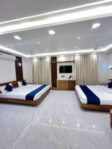 Hotel Buransh inn Ghugtani secret Waterfall Road Tapovan Rishikesh