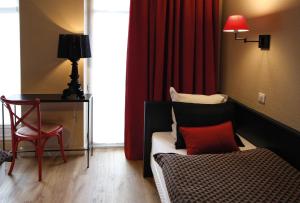 Hotels Hotel Roses : photos des chambres