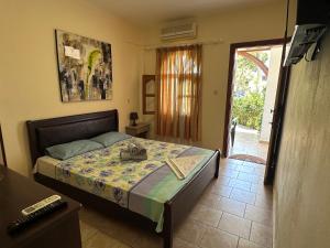 THE FLOWER APARTMENTS