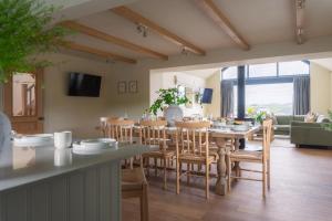 Llys y wawr Luxury Holiday Let