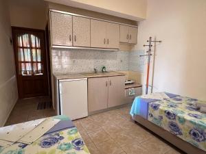 THE FLOWER APARTMENTS