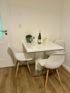 Cozy Budget Studio by F&S