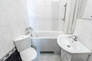 Шикарная видовая 2-комнатная квартира в Центре Киева