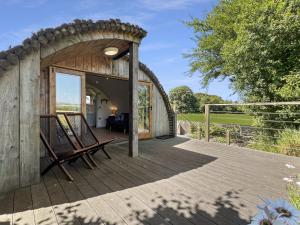 Exmoor View Log Cabin nr North Molton