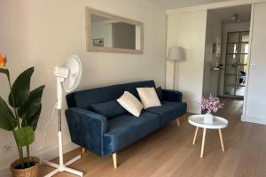 Apartment with garden at the foot of the harbor