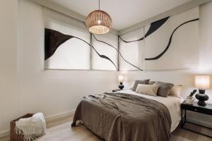 Hebron - 2 bedrooms and office in Gràcia