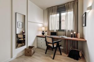 Hebron - 2 bedrooms and office in Gràcia