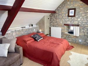 Maisons de vacances KERNEL - Maison de charme avec piscine, Sainte-Barbe - K46 : photos des chambres