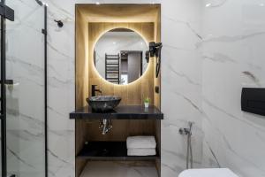 LEOGRAND Apartments on Rymlyanyna 6-1