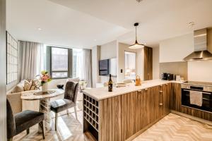 Cape Town Central 1bed Apartment City Suite 1006