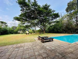 Gaia Lake Bungalow Kandalama