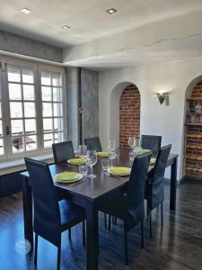 T4 lumineux, tout équipé, au centre dAurillac