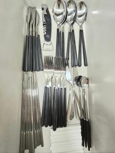 Free Parking, Gimpo Airport 7min, SubwayStation 5min, Lotte Mall, Department Store, Mart, Theater 15min