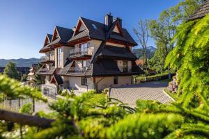 Piękny Górski Apartament z Widokiem i Parkingiem by Noclegi Renters