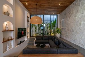 MandeVilla - Uluwatu by Yolla Hospitality