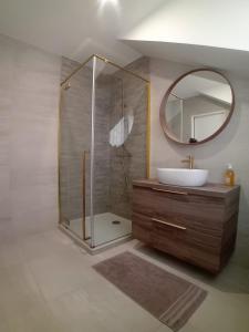 Maisons de vacances Family home with garden : photos des chambres