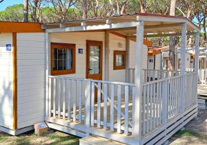 Two-Bedroom Mobile Home (4 Adults)