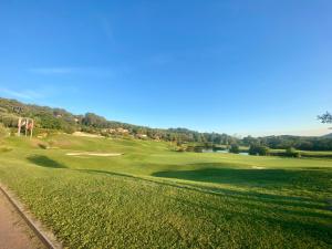 Appartements Appartement spacieux le village, Royal Golf Mougins : Appartement 3 Chambres