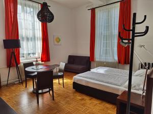 WHLIVING - Apartments & Studios in Konstanz