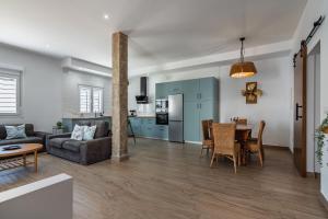 Casa Galera - Punta del Moral PCHG2SP - 4hvězdičkové hotely ve městě Isla del Moral