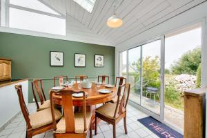 Maisons de vacances Vue mer - Maison pour 8 avec jardin et terrasse : photos des chambres