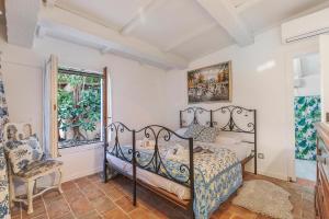 Maison De Clydia Private Pool And Garden