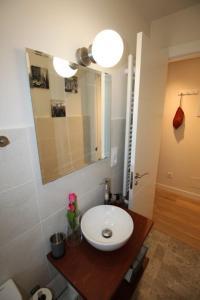 Encantador apartamento cerca de la universidad