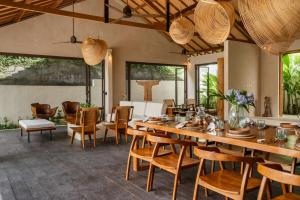 Villa Once 4BR Modern Balinese Design in Canggu