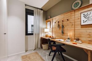 Aldeire - 2 bedrooms, office in Eixample Esquerra