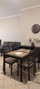 Vanias apartment
