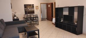 Vanias apartment