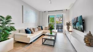 VACATION MARBELLA I Via Celere, Huge Terrace, Brand New Complex, Close to the Beach, Marbella Center