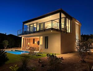 Beautiful villa with sea view