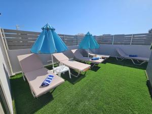 Evgenias Luxury Apartment with Rooftop Pool