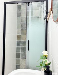 Studio Platanes 3 - Proche Disneyland - Parking gratuit - Meaux