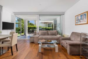 Apartment Lui with rooftop swimming pool